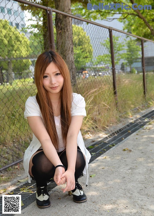 Mizuki Akiyoshi - Moms Handjob Gif No.192cb3